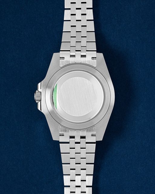 Rolex GMT Master II 126710 GRNR Image 2